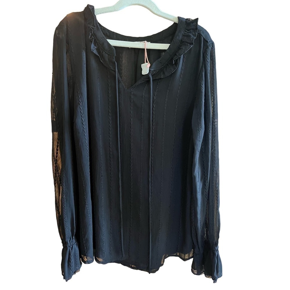 Skies Are Blue Black Eyelet Lined Long Sleeve Ruffle Top Size S​​​​​​​